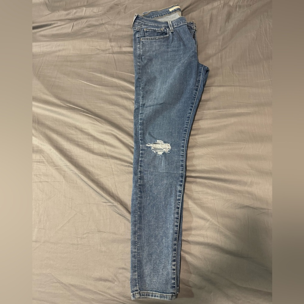 Levi's 710 Blue Distressed Super Skinny Jeans